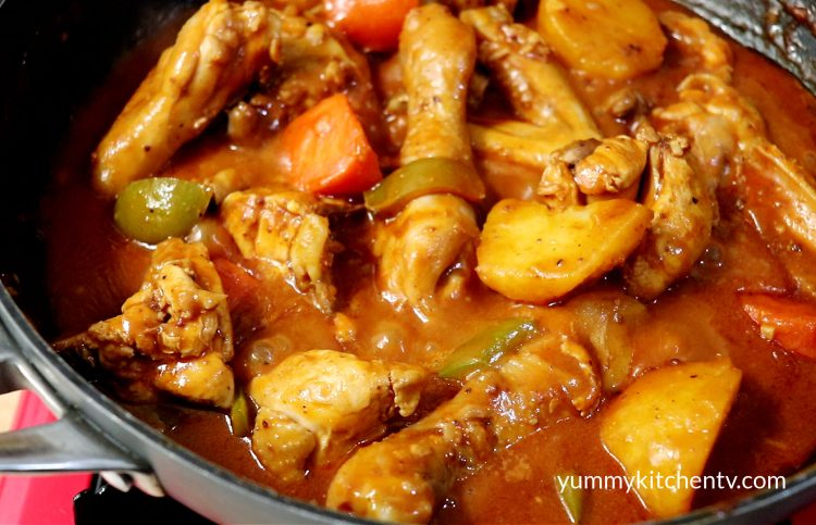 Chicken Caldereta - Yummy Kitchen