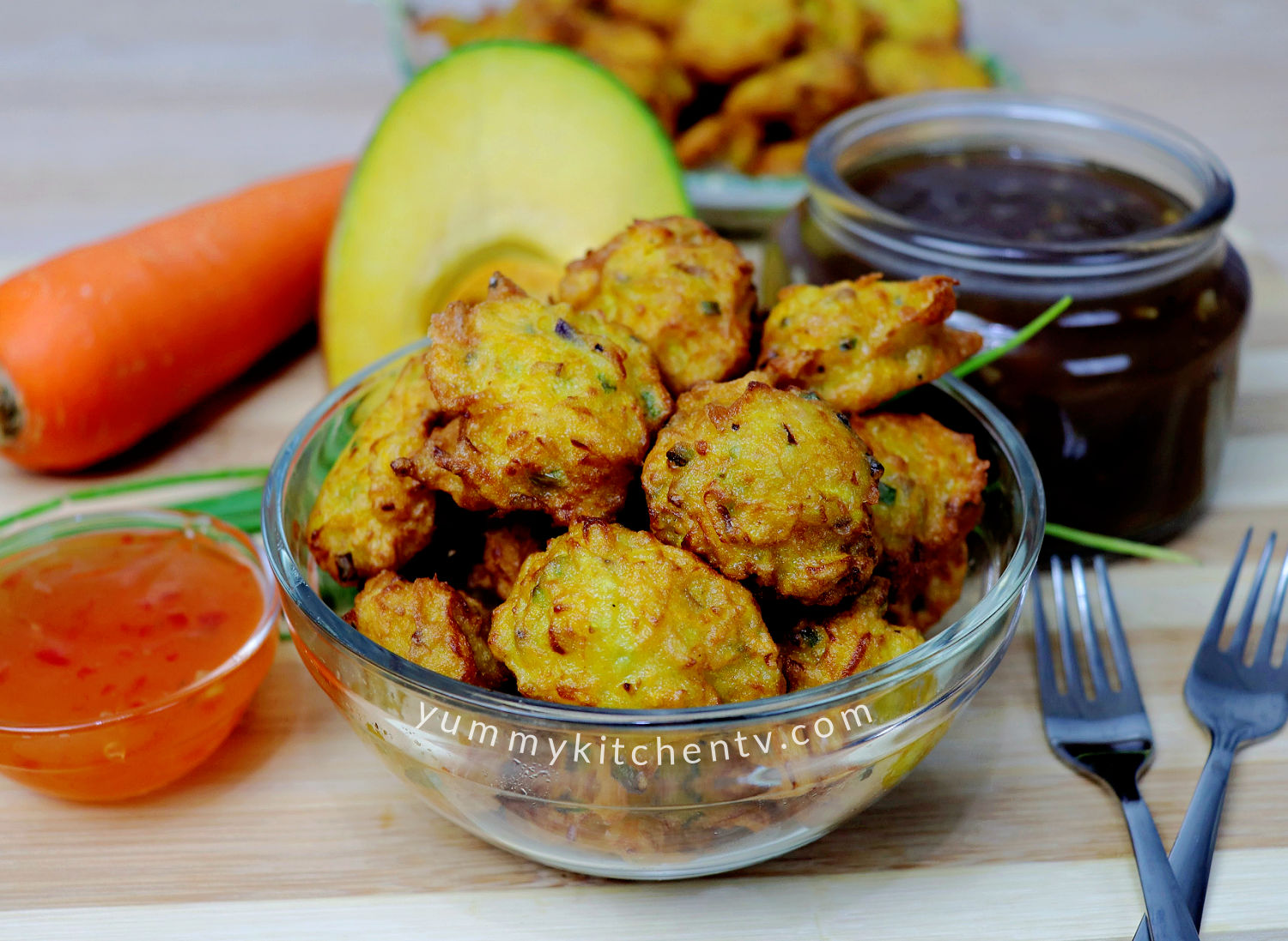 Veggie Balls With Sweet Spicy Sauce Yummy Kitchen