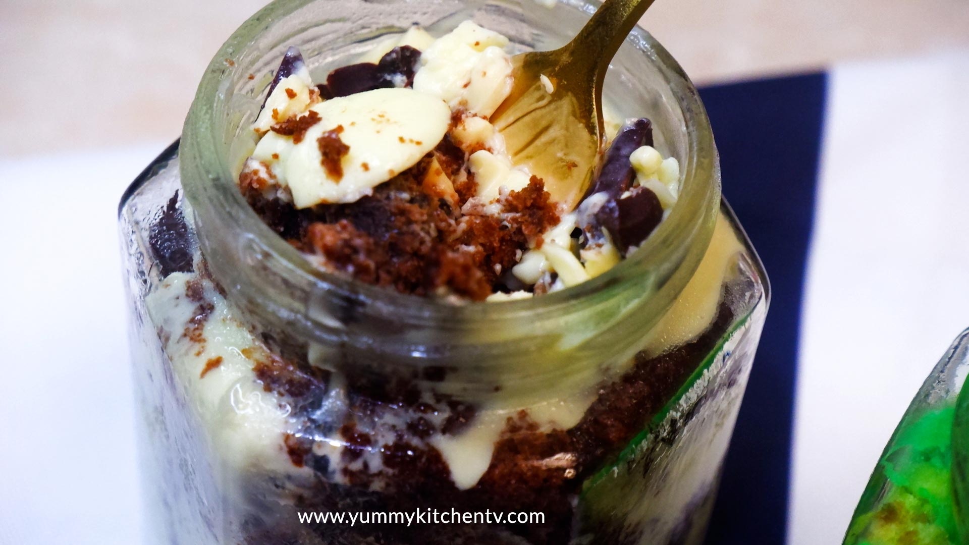 Jar Ice Cream Cake perfect for picnicsYummy Kitchen