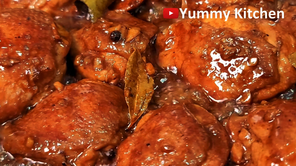 chicken adobo philippines