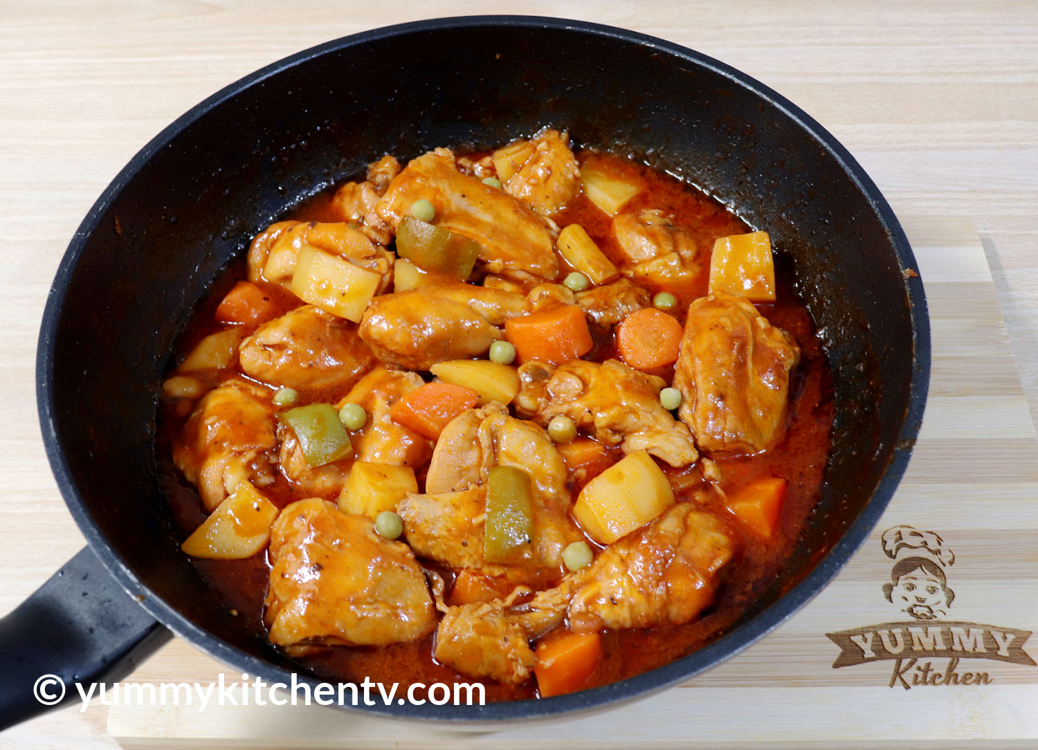 Chicken Afritada - Yummy Kitchen