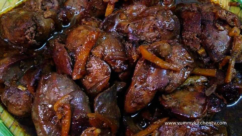 pagluluto ng adobong atay ng manok