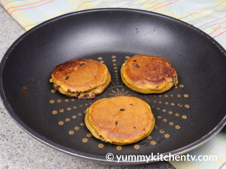 How to Bake Cookies in a Pan