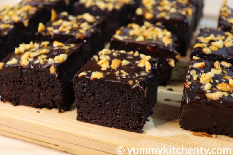 Fudge Chocolate Brownies with Rich Chocolate Ganache 