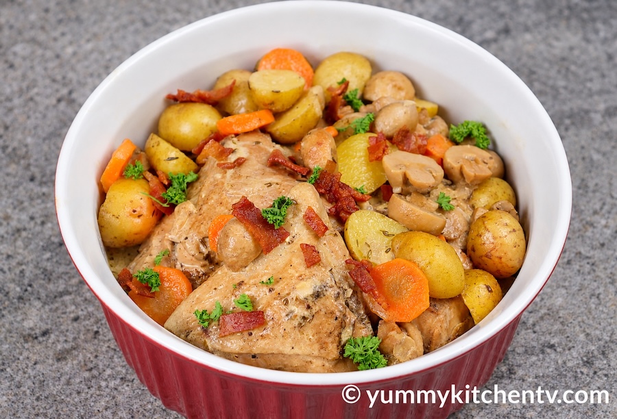 CREAMY CHICKEN WITH POTATOES, CARROTS AND BACON