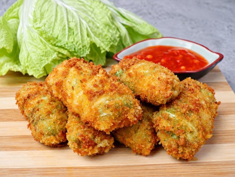 Chicken Cabbage Rolls Recipe: Crispy and Golden