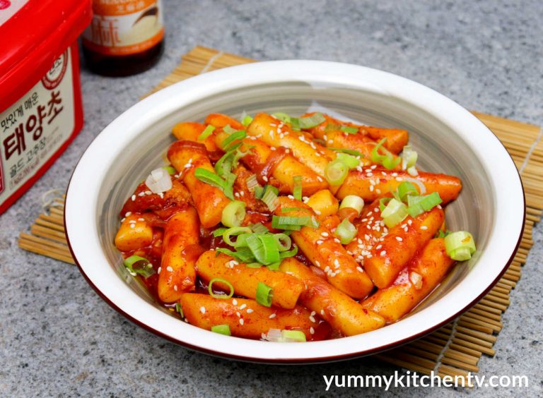 Tteokbokki (Spicy Rice Cake)