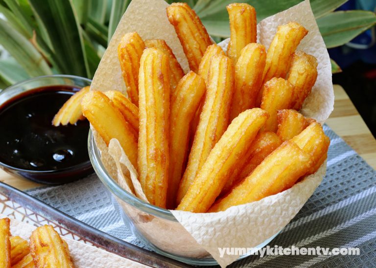 Churros with Homemade Chocolate Sauce