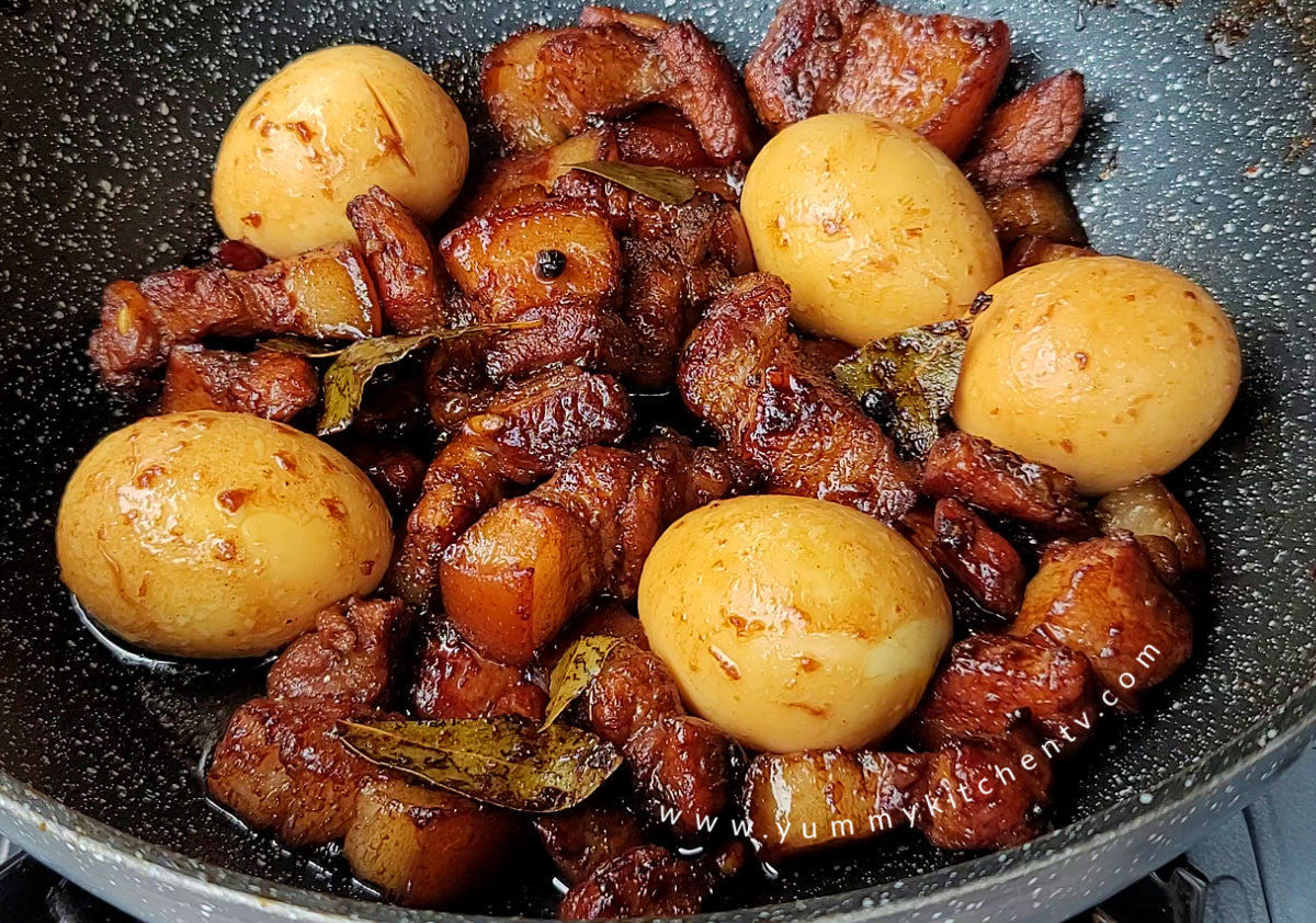 Pork Adobo With Eggs Yummy Kitchen