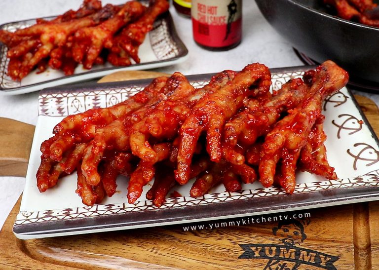 Spicy Buffalo Chicken Feet