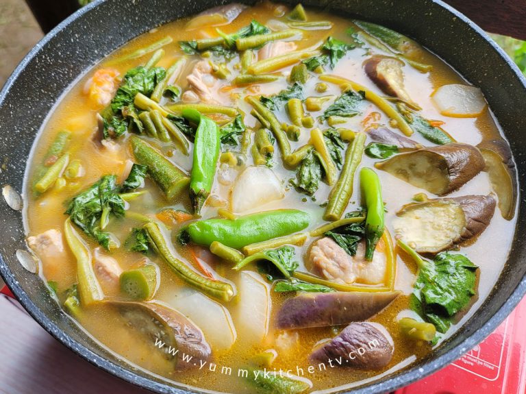 Pork Sinigang with Gabi