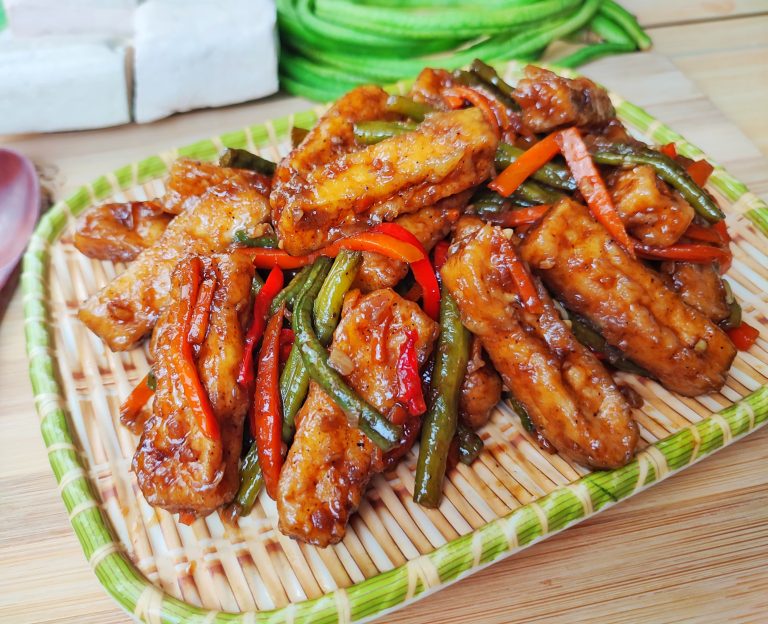 Stir-fry Tofu with String Beans