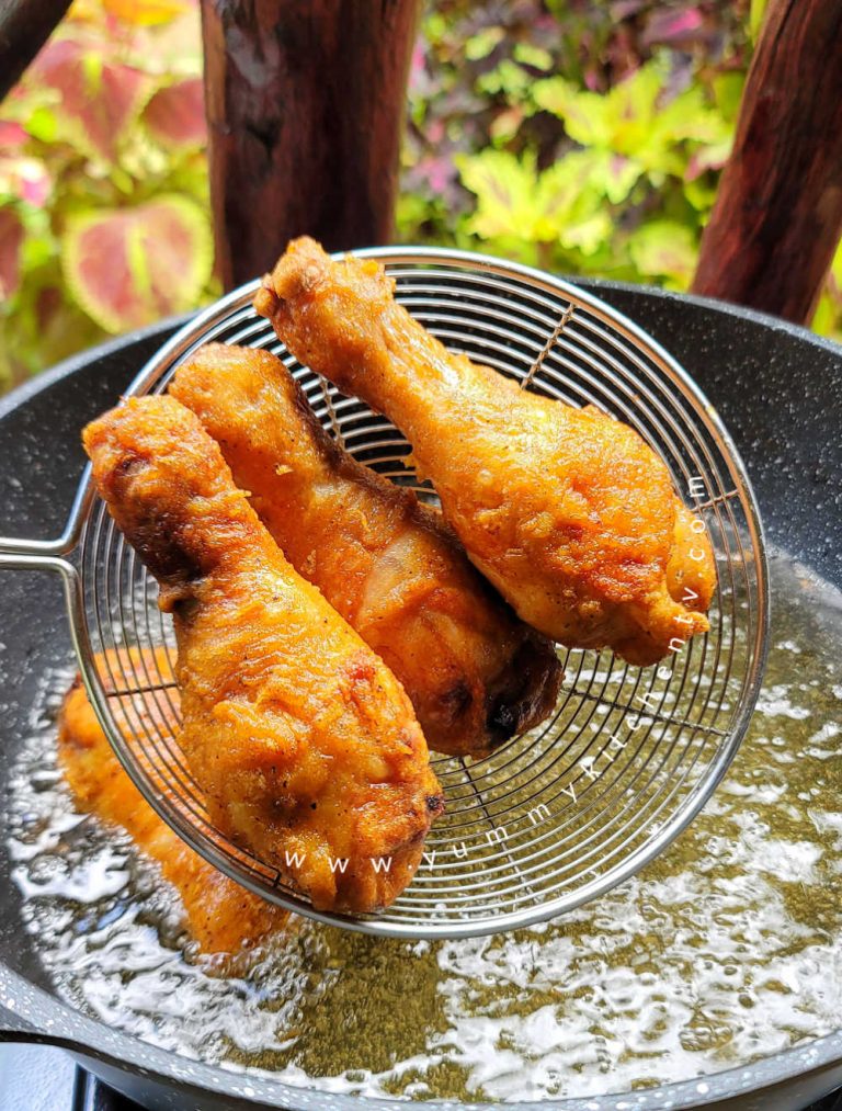 Easy Fried Chicken with Gravy Yummy Kitchen