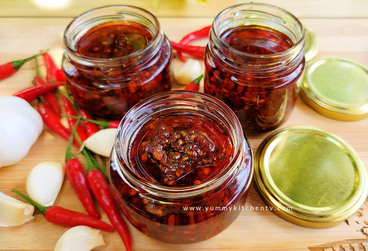 Chili Garlic Oil Yummy Kitchen 7568