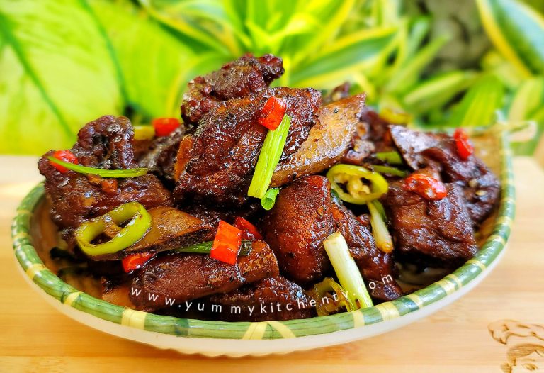 Sweet and Spicy Pork Ribs