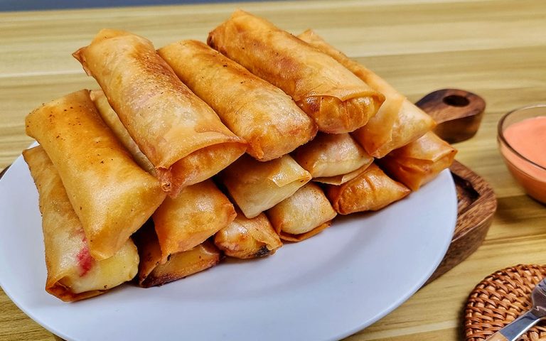 Cheesy Seafood Lumpia