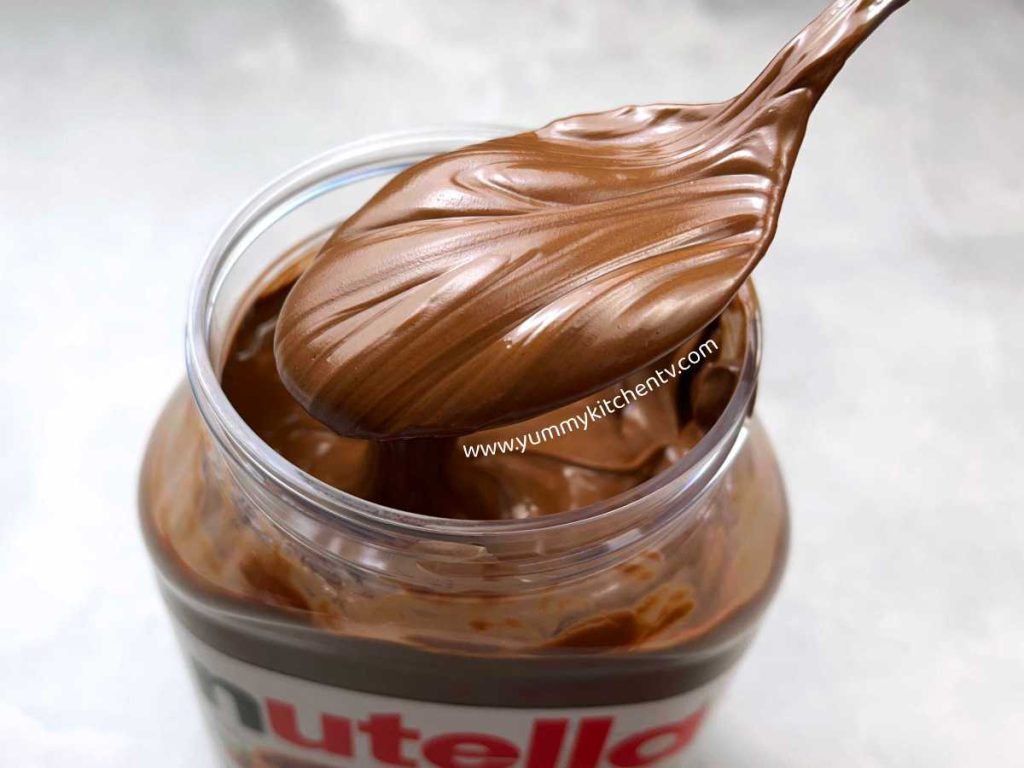 Nutella scoop with a spoon