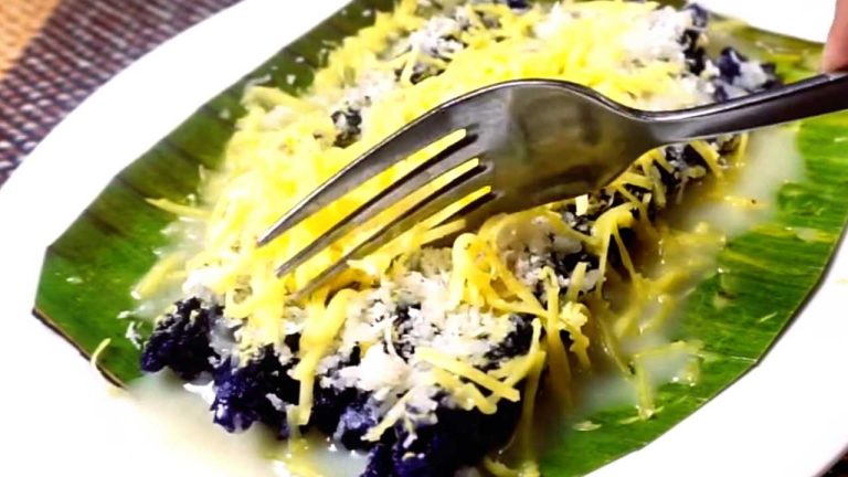 Puto Bumbong at Home – A Filipino Christmas Staple
