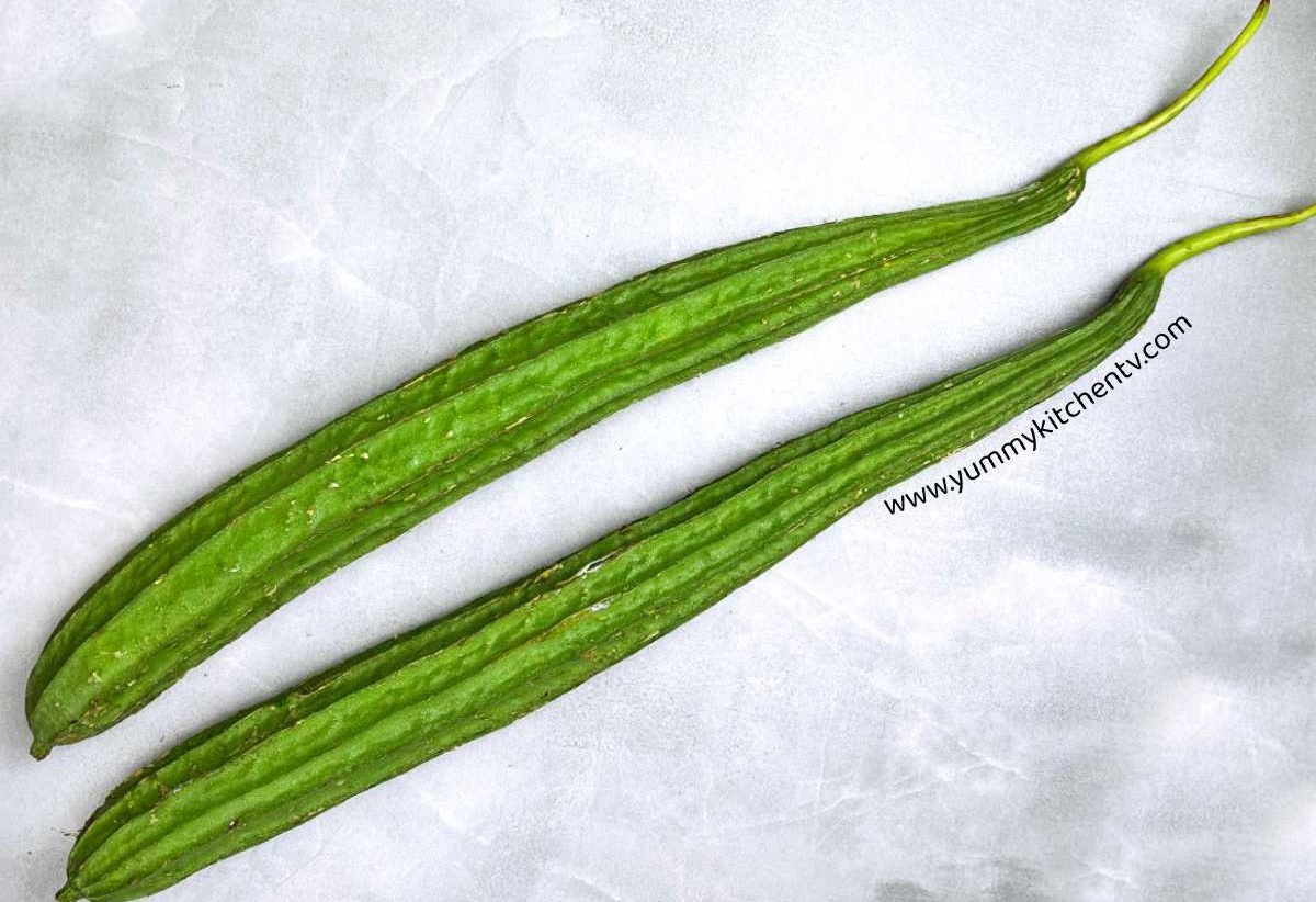 sponge-gourd-the-filipino-mild-tasting-zucchini-yummy-kitchen