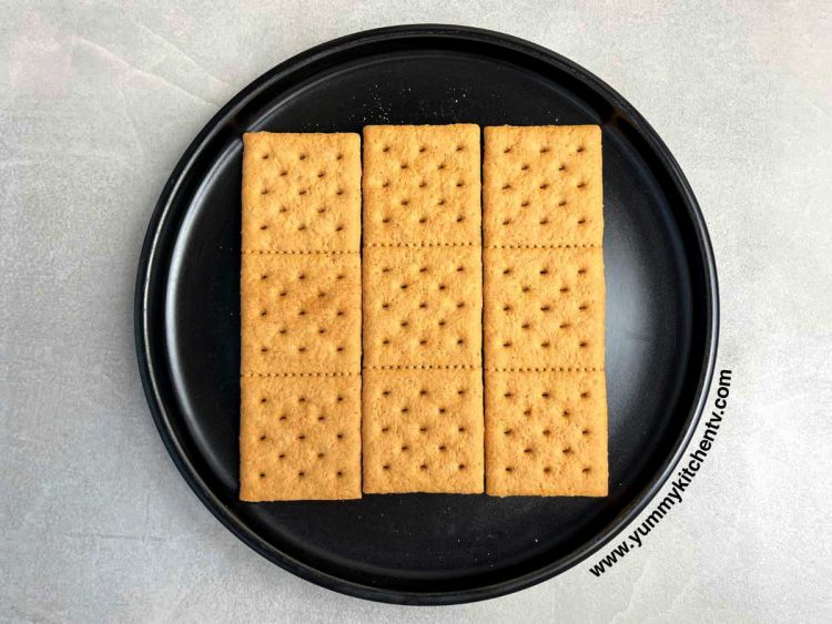 Cornstarch - The Ultimate Kitchen Staple for Thickening & Baking