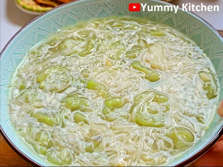 Ginisang Patola with Misua – Sautéed Sponge Gourd Soup)