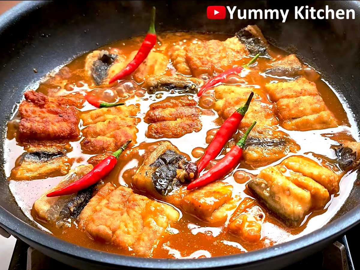 Sweet and Spicy Bangus Belly ( with tausi ) - Yummy Kitchen