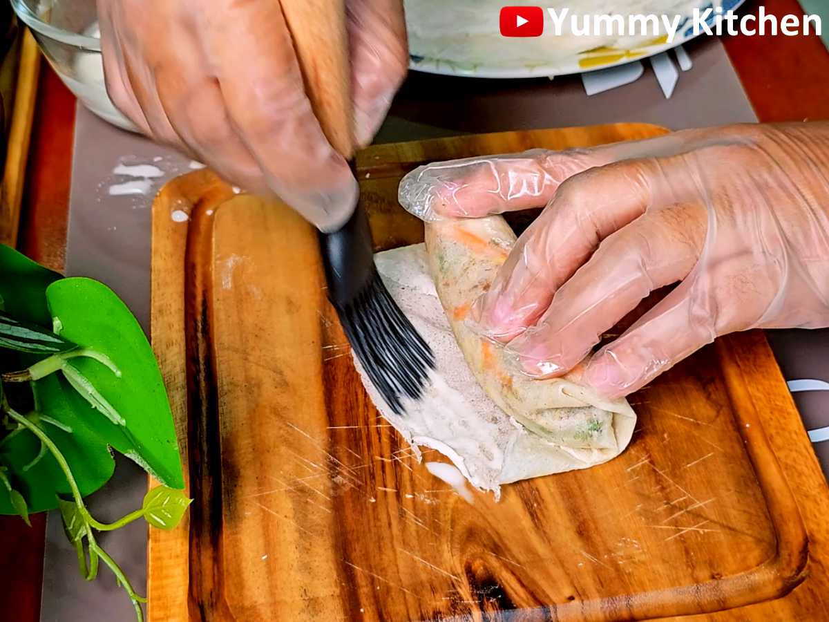 Vegetable Lumpia (Lumpiang Gulay) - Yummy Kitchen