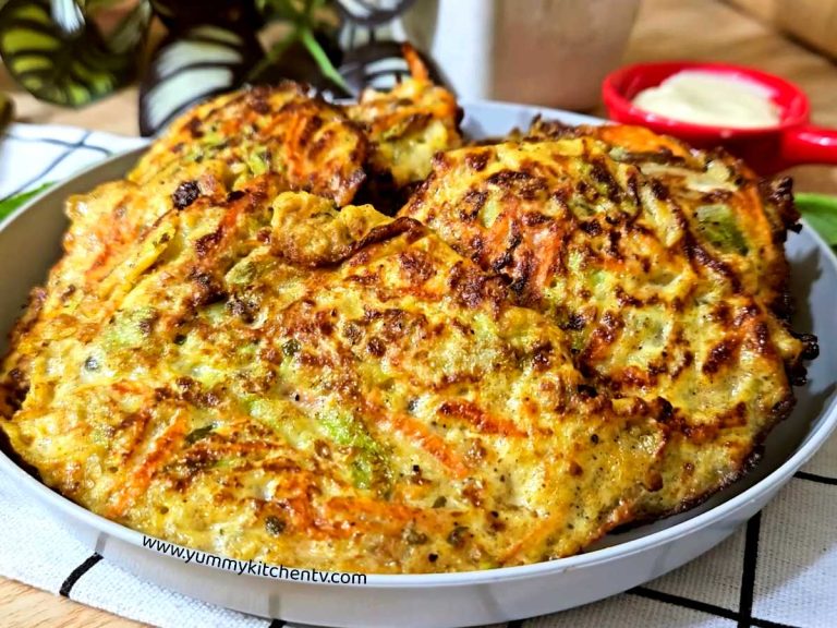 Cabbage Egg Fry – A Simple and Nutritious savory Pancake