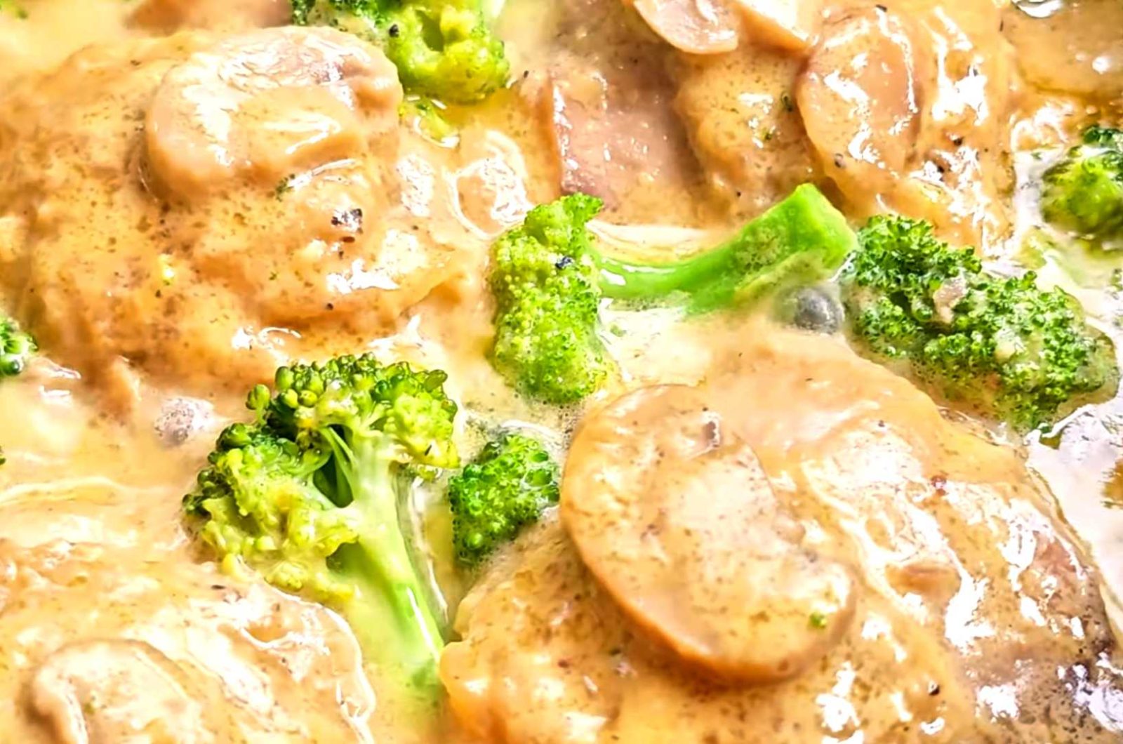 Chicken With Mushrooms And Broccoli