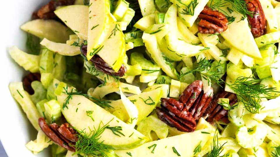 light salad for dinner
