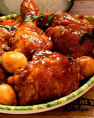 Braised Chicken with Quail Eggs