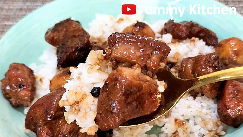 PORK ADOBO WITH QUAIL EGGS RECIPE