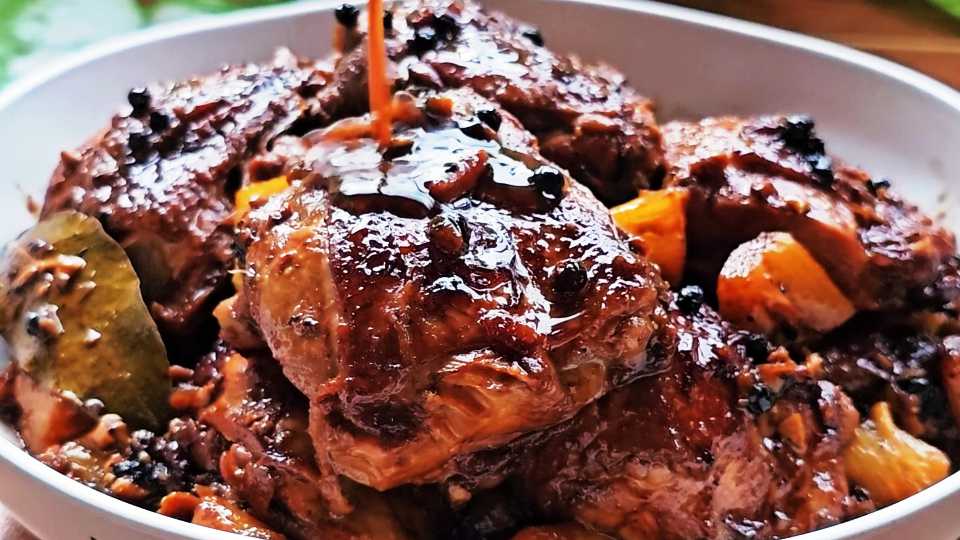 chicken adobo pineapple