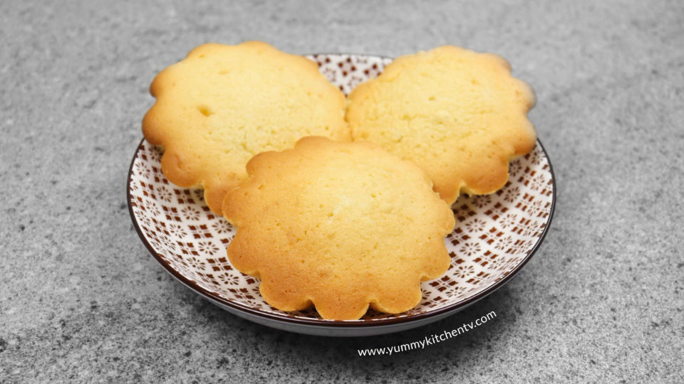 Mamon top 20 filipino desserts