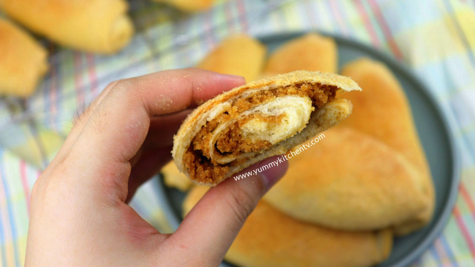 Spanish Bread 50 Best Filipino Desserts
