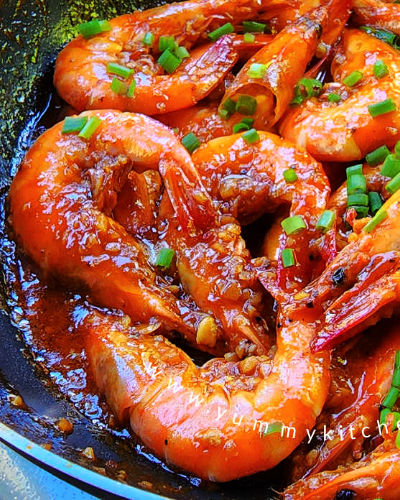 Garlic Buttered Shrimp with Sprite and Oyster Sauce