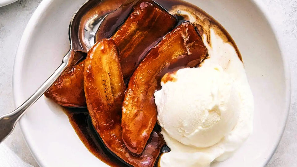 making desserts with bananas