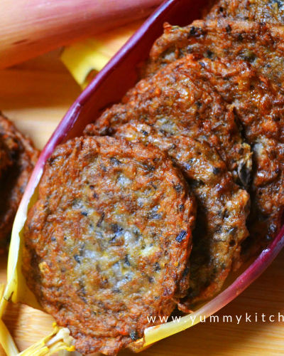 Puso ng Saging Burgers ( Banana Heart Burgers )