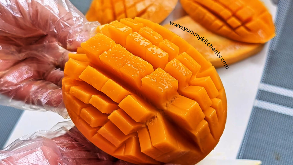 mango graham ice cream roll ingredients