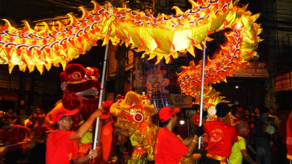 dragon dance in binondo manila
