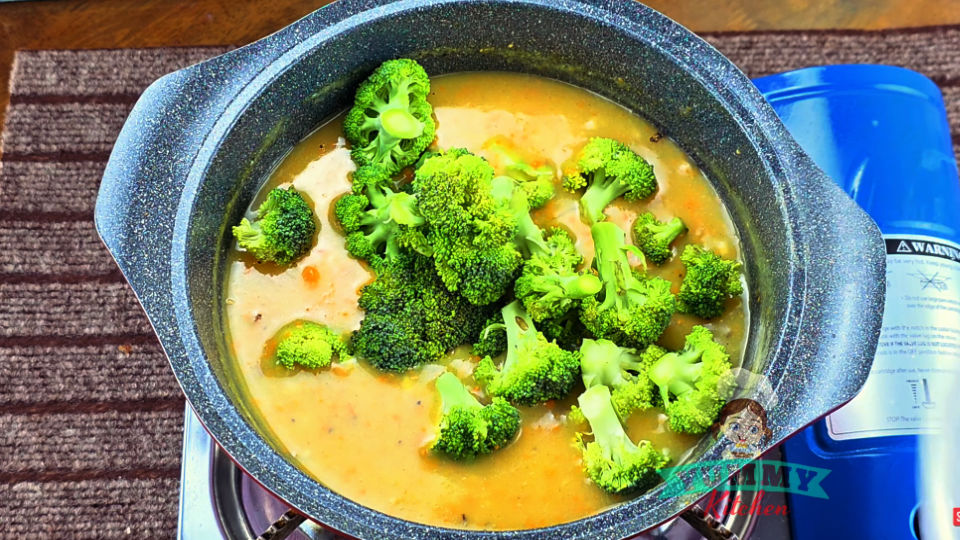 how to make broccoli mushroom soup