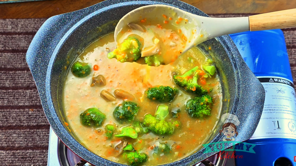 broccoli casserole with cream of mushroom soup